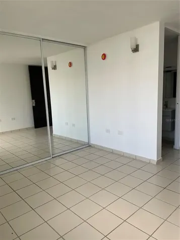 PR-833 Condo. Porticos De Guaynabo Guaynabo PR 00971