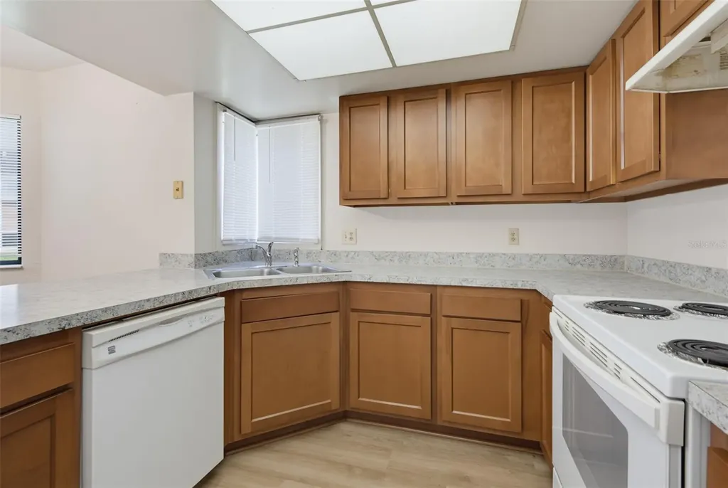 7 Mid Pines Circle Palm Coast FL 32137