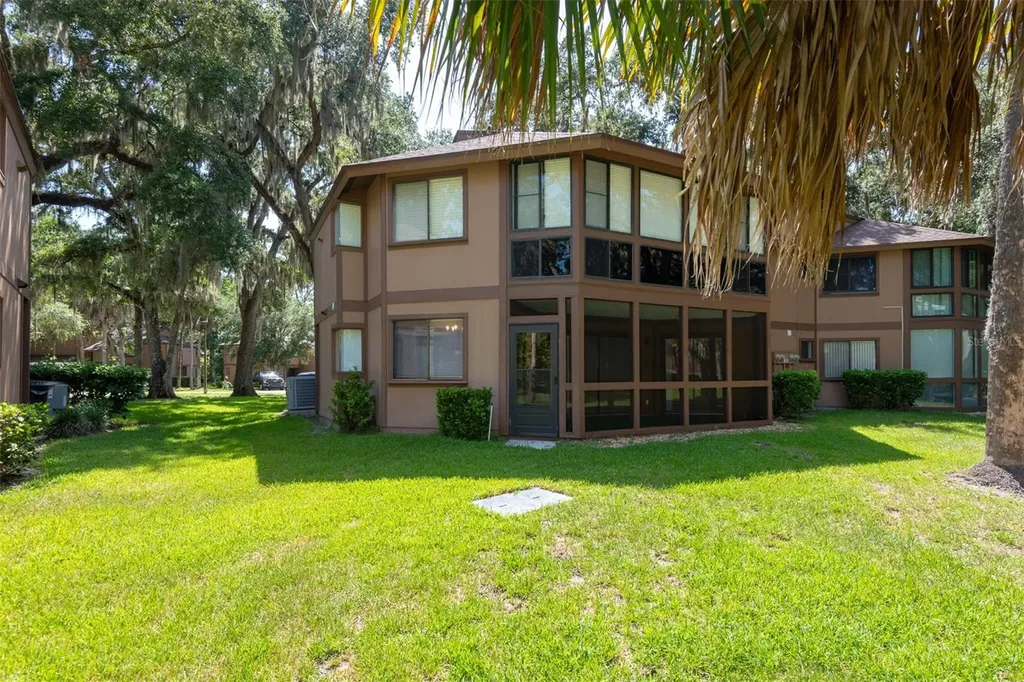 7 Mid Pines Circle Palm Coast FL 32137