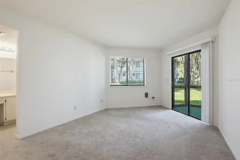 7 Mid Pines Circle Palm Coast FL 32137