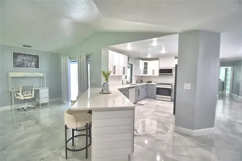 8610 State Road 33 N Lakeland FL 33809