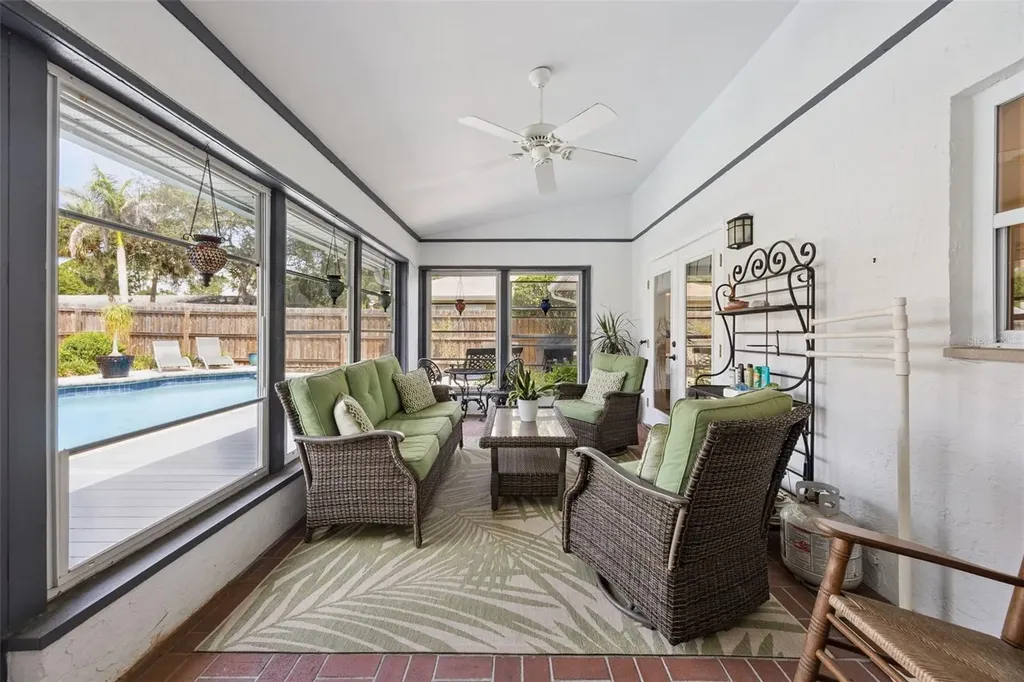 204 Bluebird Trail Casselberry FL 32707