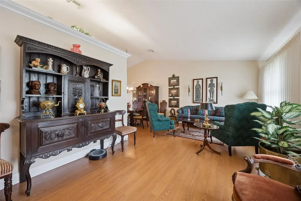 204 Bluebird Trail Casselberry FL 32707