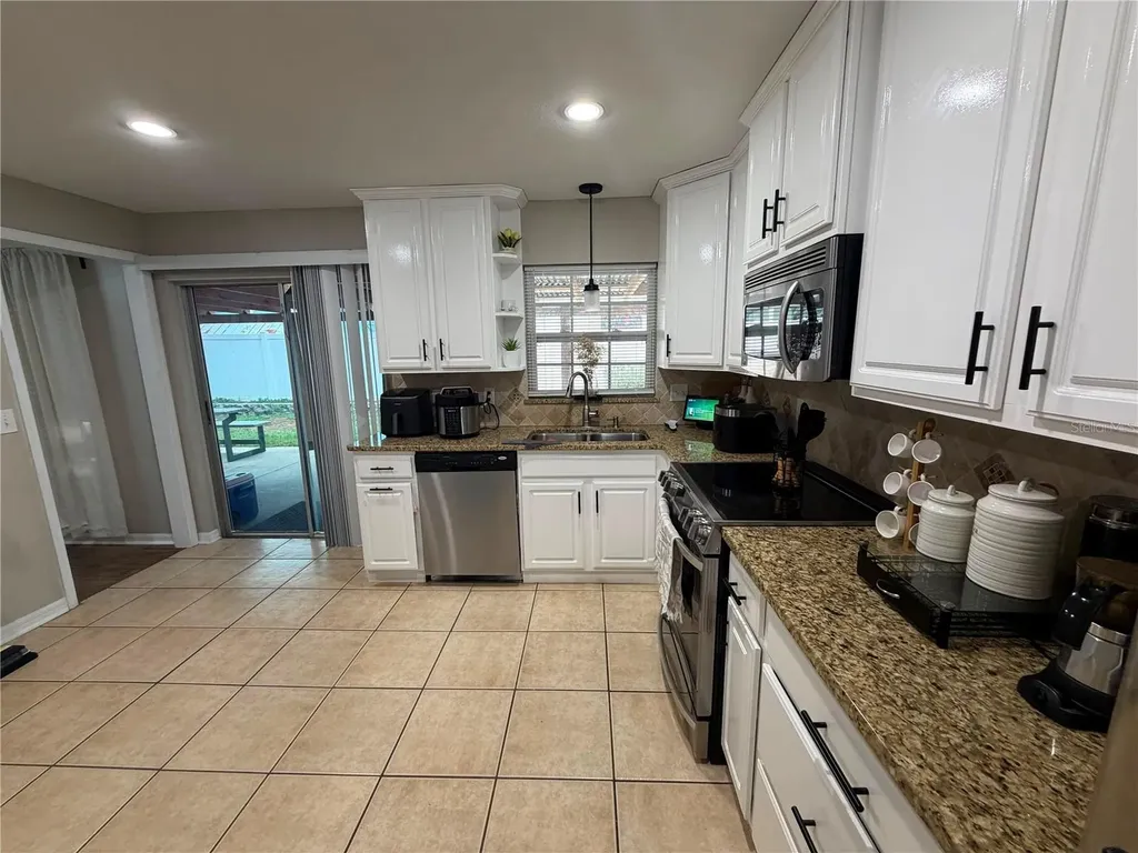 2206 Pavilion Place Brandon FL 33511