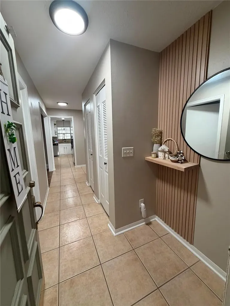 2206 Pavilion Place Brandon FL 33511