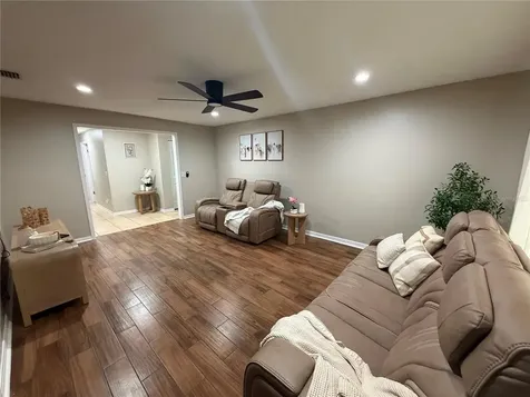 2206 Pavilion Place Brandon FL 33511