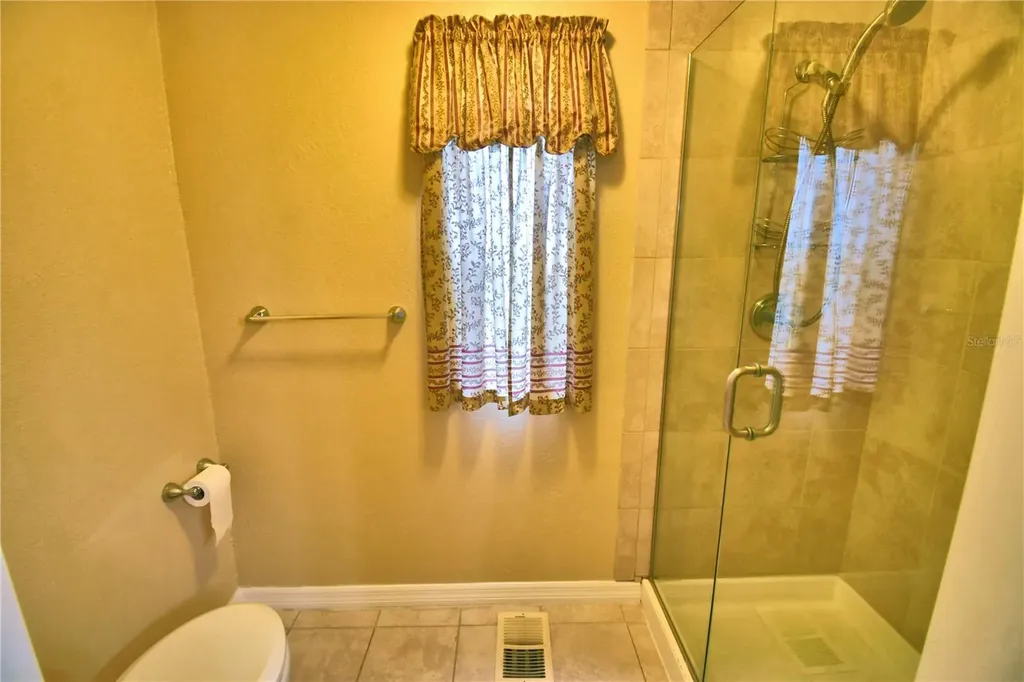 151 Holiday Lane Auburndale FL 33823