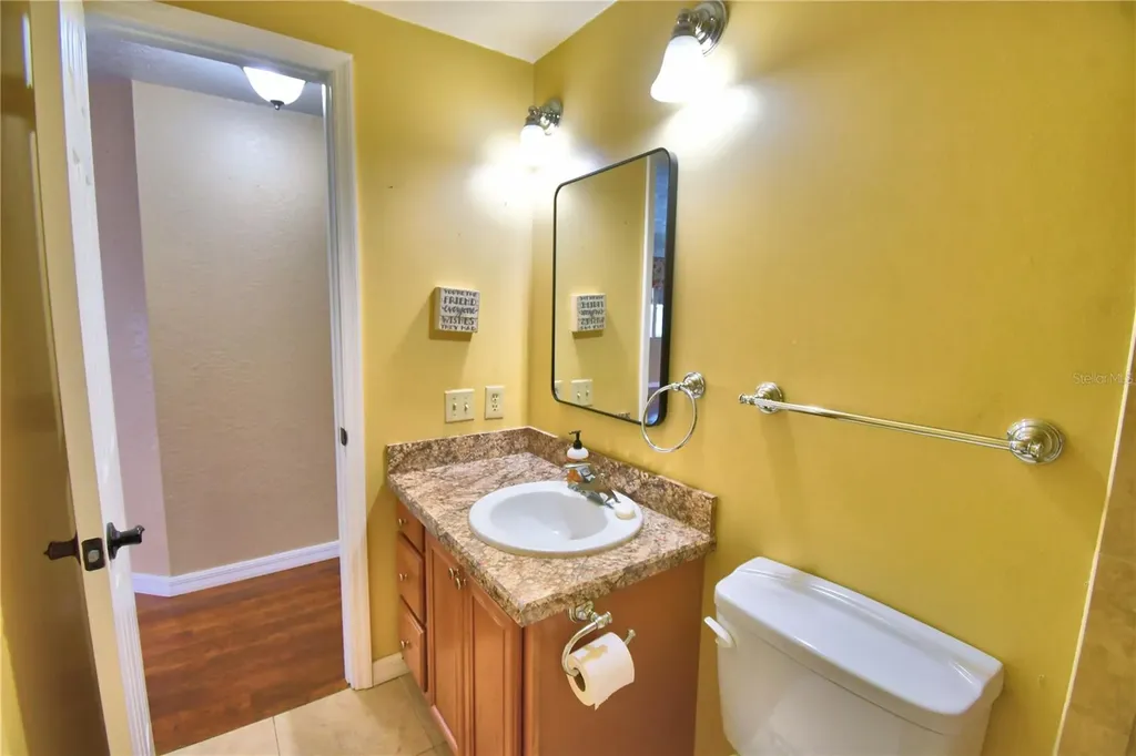 151 Holiday Lane Auburndale FL 33823