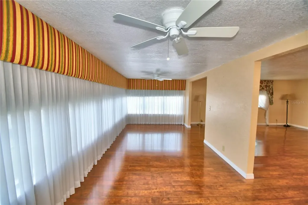 151 Holiday Lane Auburndale FL 33823