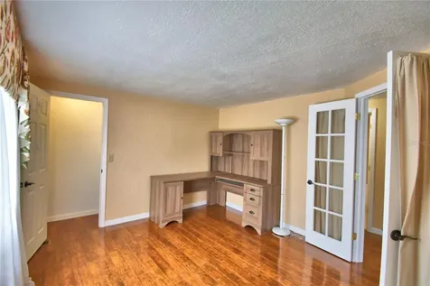 151 Holiday Lane Auburndale FL 33823