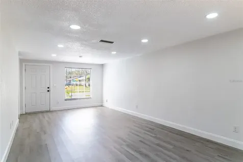 3432 Danny Bryan Boulevard Tampa FL 33619