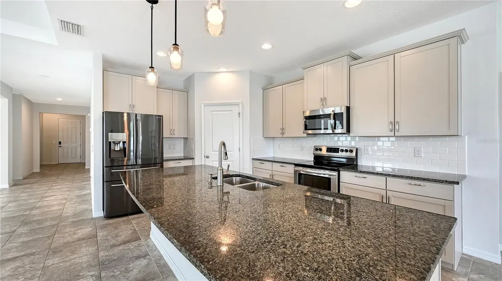 15127 Las Olas Place Bradenton FL 34212