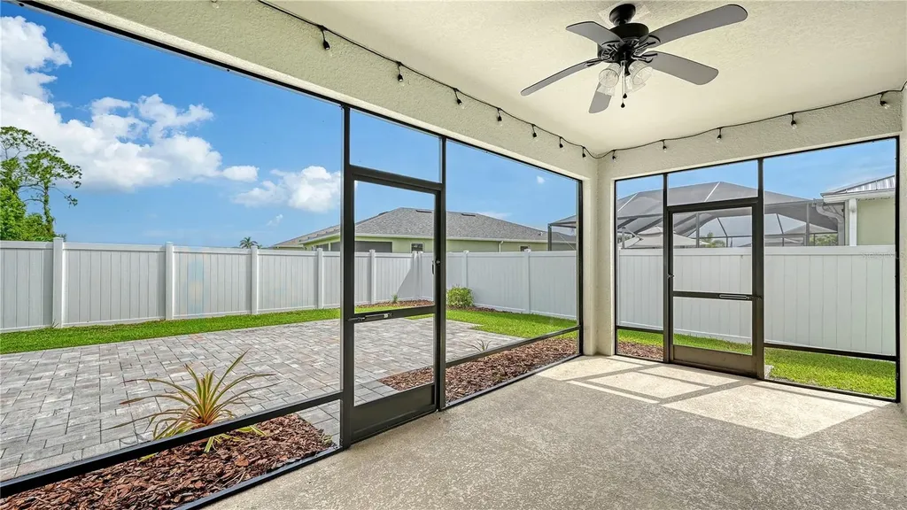15127 Las Olas Place Bradenton FL 34212