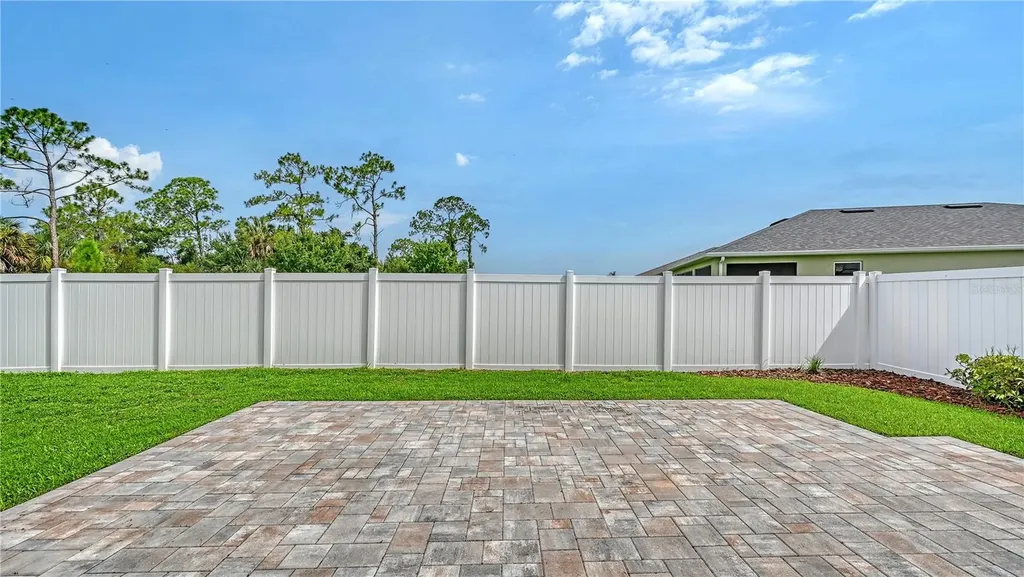 15127 Las Olas Place Bradenton FL 34212