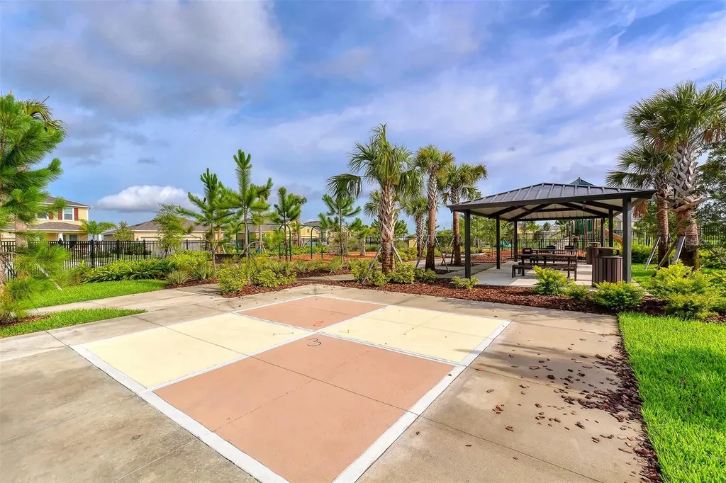 15127 Las Olas Place Bradenton FL 34212