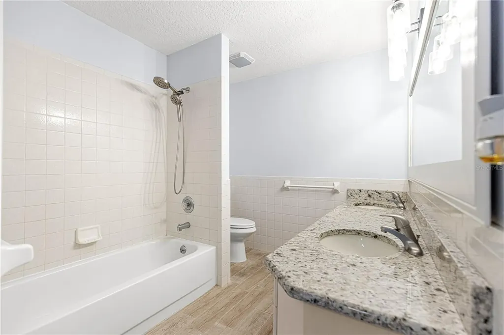 925 Beverly Harbors Drive Leesburg FL 34748