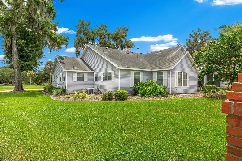925 Beverly Harbors Drive Leesburg FL 34748