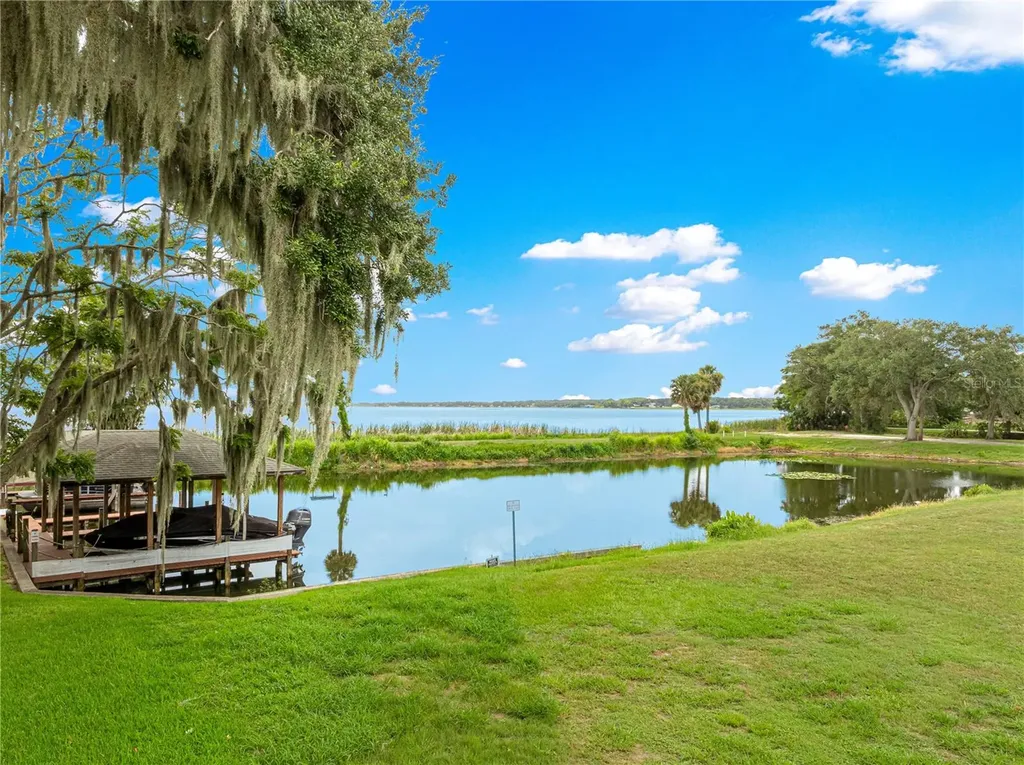 925 Beverly Harbors Drive Leesburg FL 34748