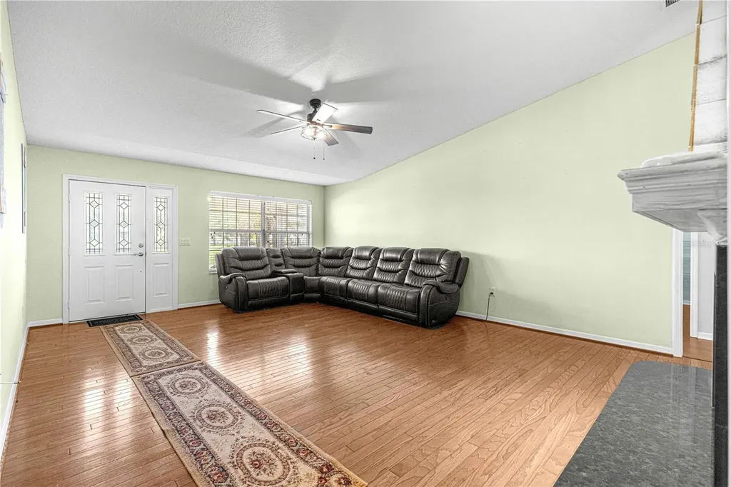 925 Beverly Harbors Drive Leesburg FL 34748