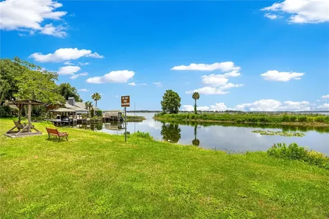 925 Beverly Harbors Drive Leesburg FL 34748