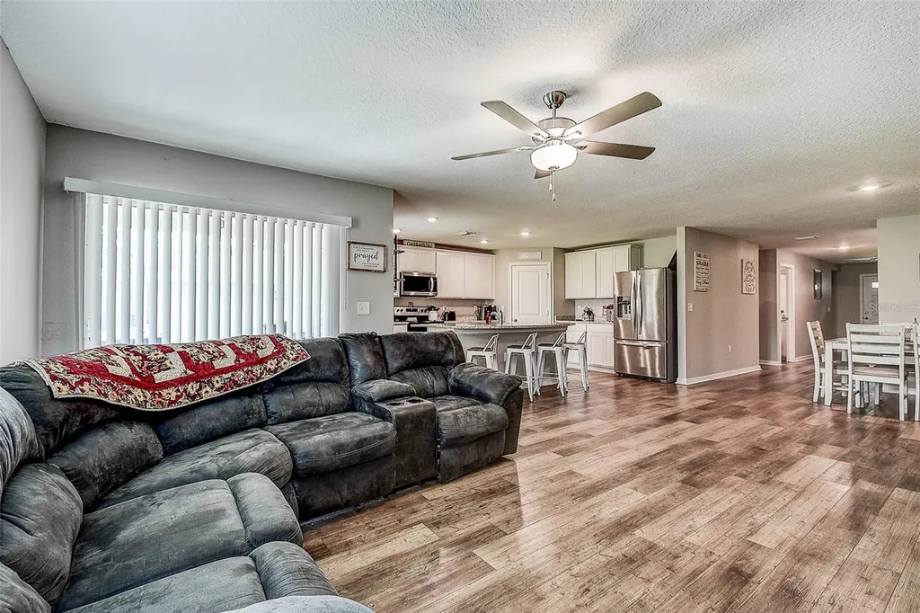11014 Golden Warlber Brooksville FL 34613