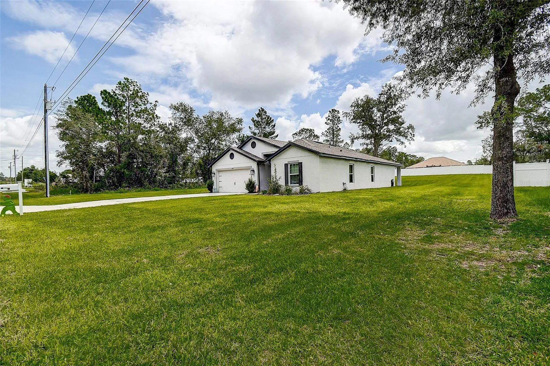 11014 Golden Warlber Brooksville FL 34613