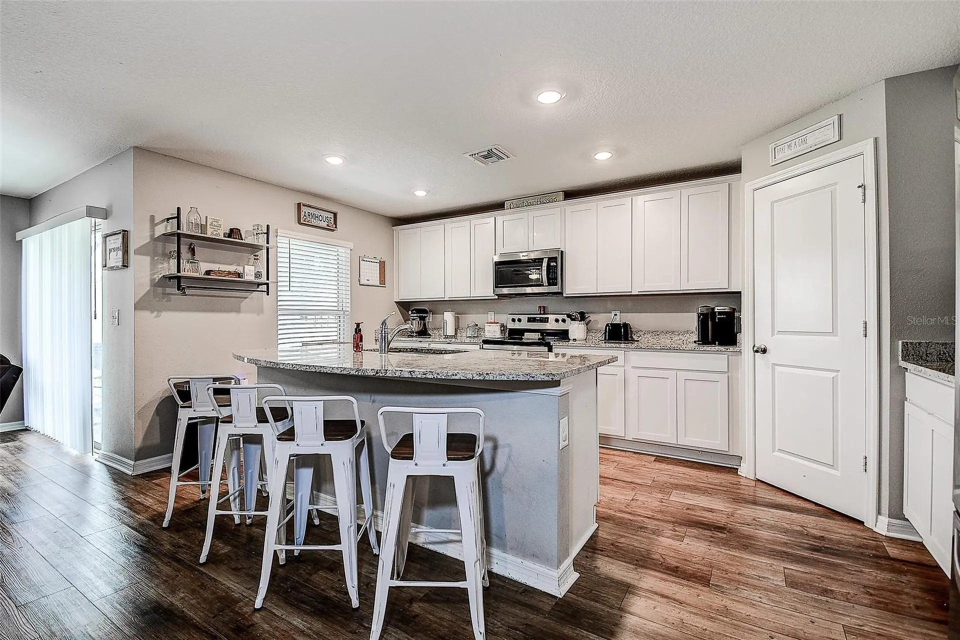 11014 Golden Warlber Brooksville FL 34613