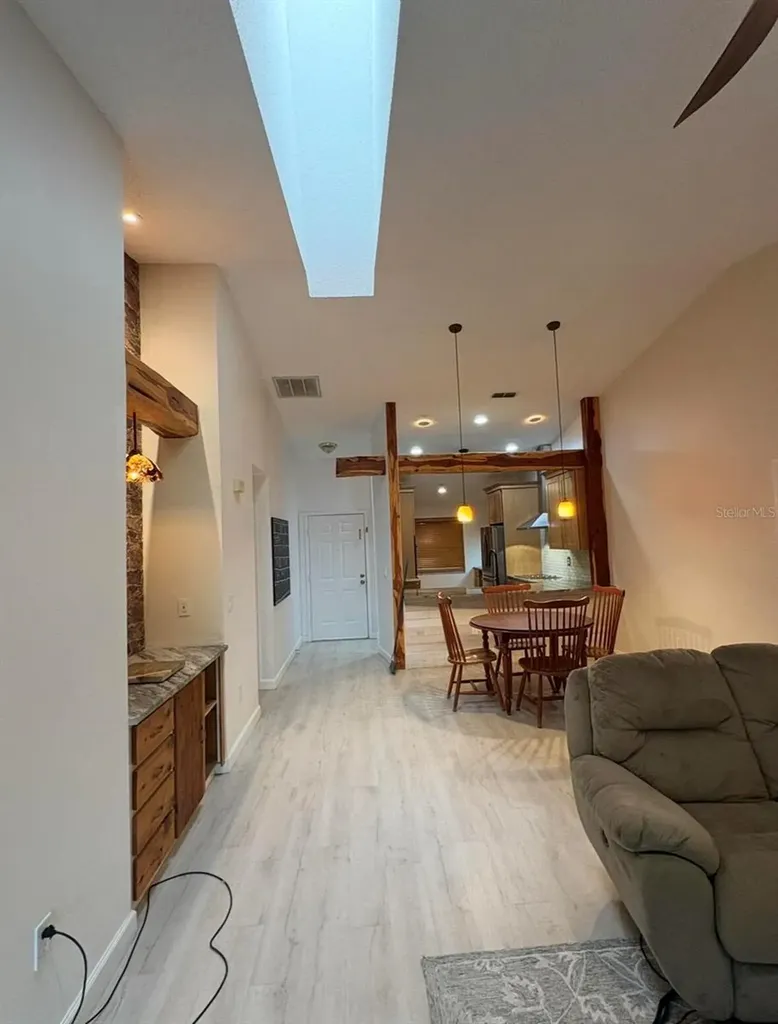 39650 Us Highway 19 N Tarpon Springs FL 34689