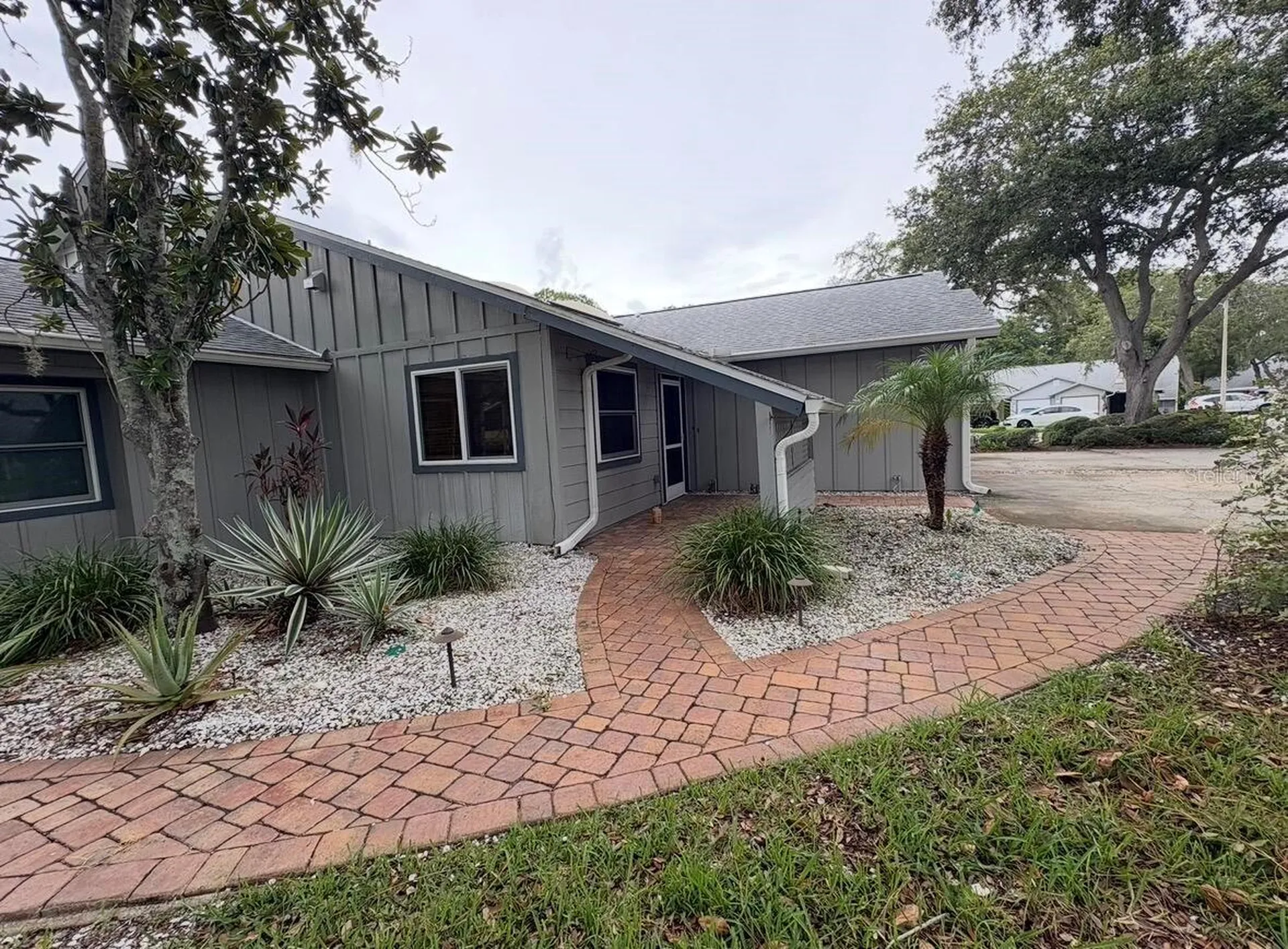 39650 Us Highway 19 N Tarpon Springs FL 34689