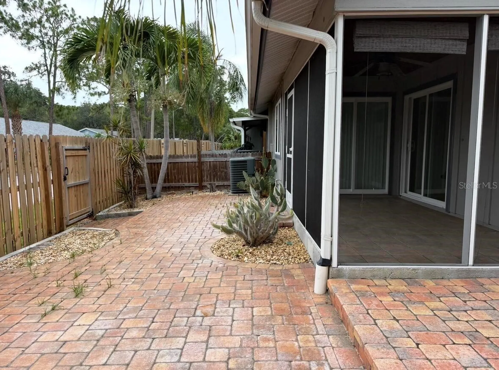 39650 Us Highway 19 N Tarpon Springs FL 34689