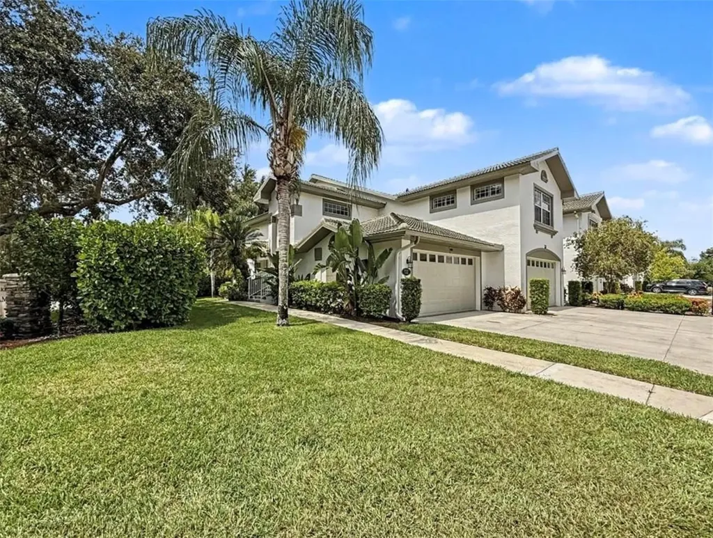 8390 Big Acorn Circle Naples FL 34119