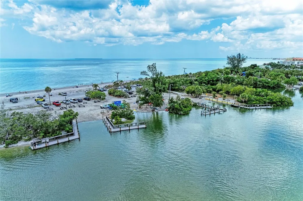 3980 Lemonwood Drive Sarasota FL 34232
