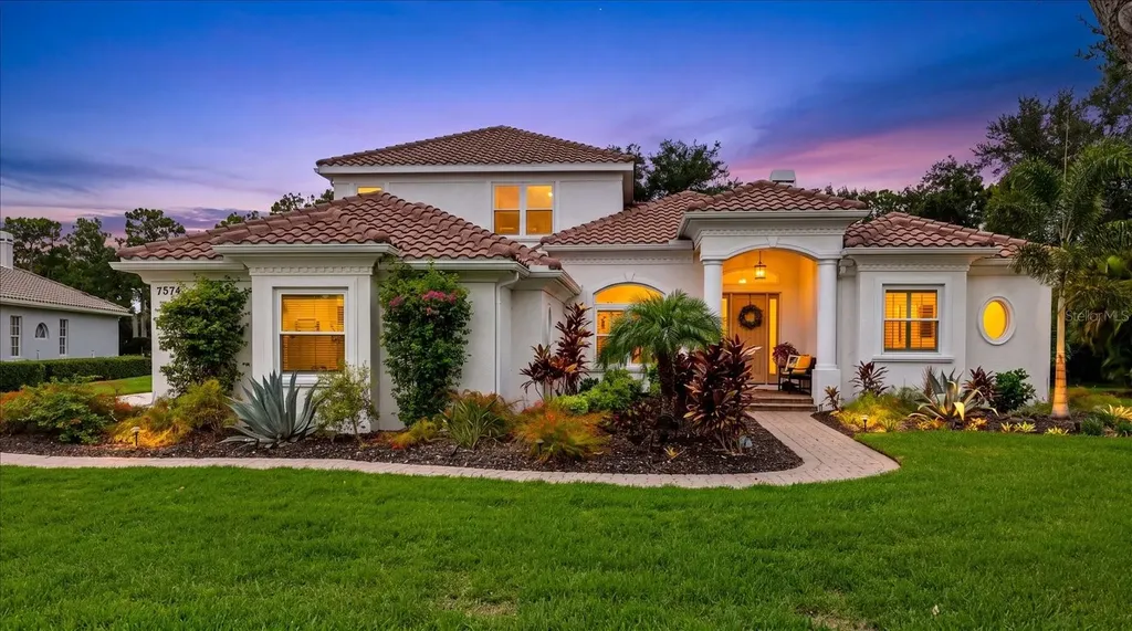 7574 Tori Way Bradenton FL 34202