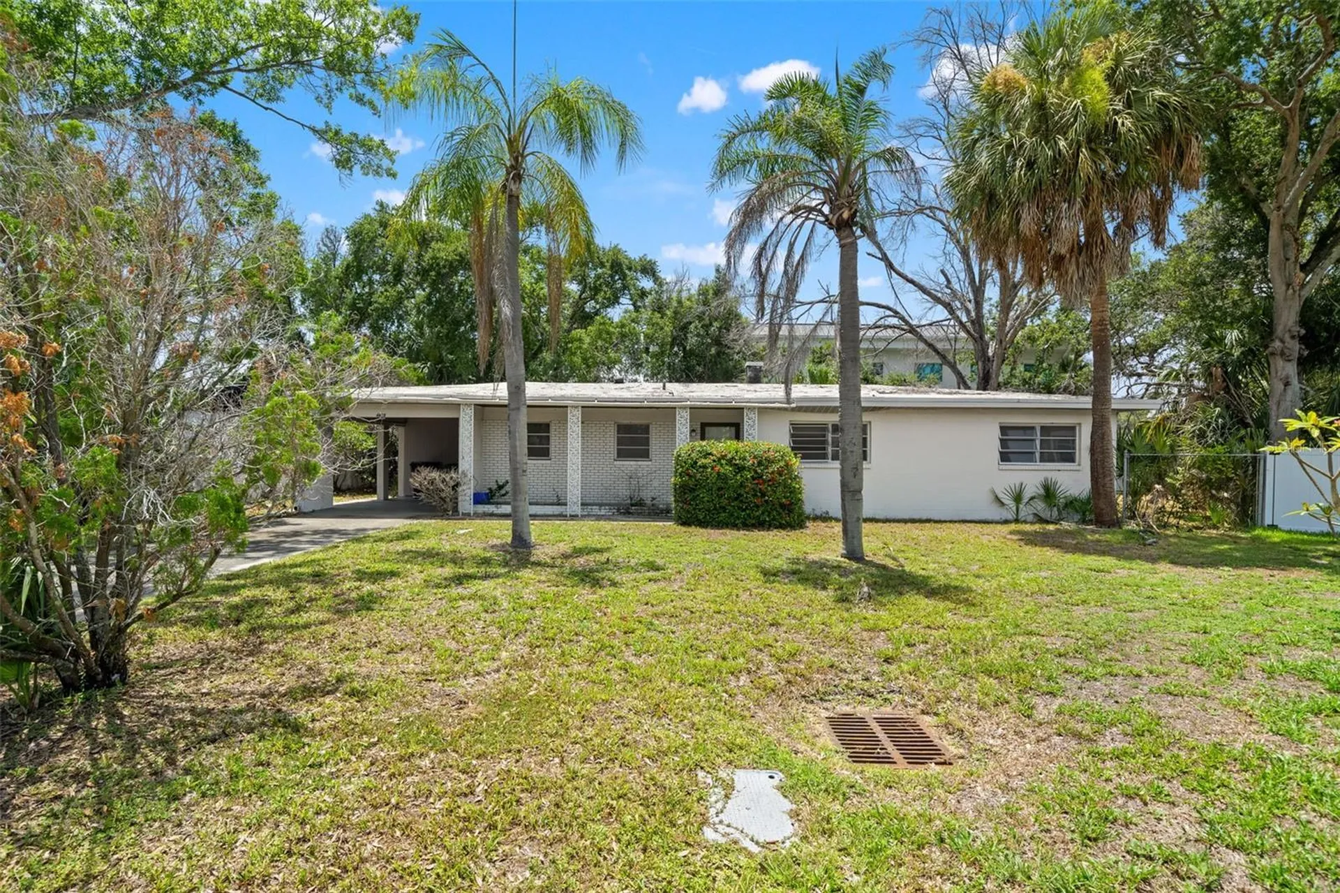 4635 W Bay Villa Avenue Tampa FL 33611