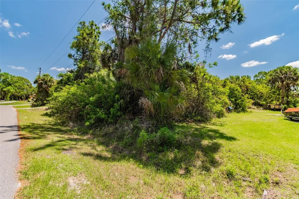 Lot 32 Parkmount Road North Port FL 34286