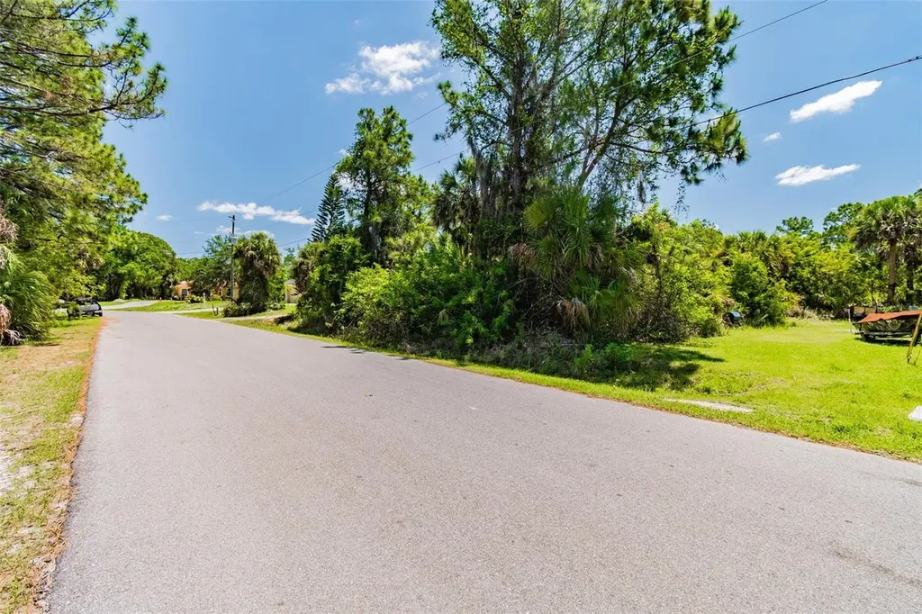 Lot 32 Parkmount Road North Port FL 34286