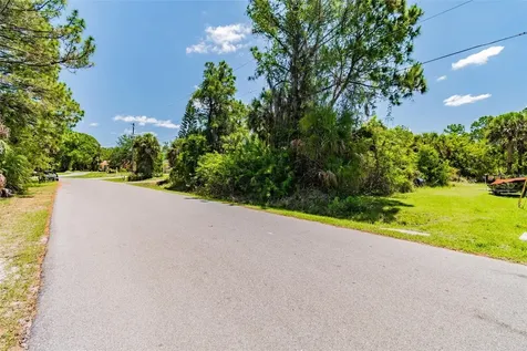 Lot 32 Parkmount Road North Port FL 34286