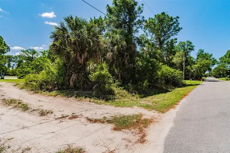 Lot 32 Parkmount Road North Port FL 34286