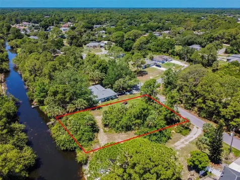Lot 32 Parkmount Road North Port FL 34286