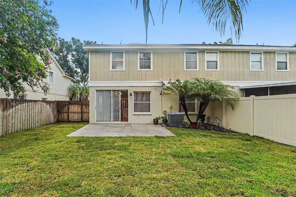 16824 Stanza Court Tampa FL 33624