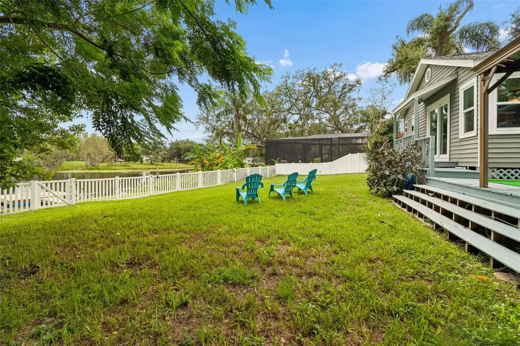 13307 N Oregon Avenue Tampa FL 33612