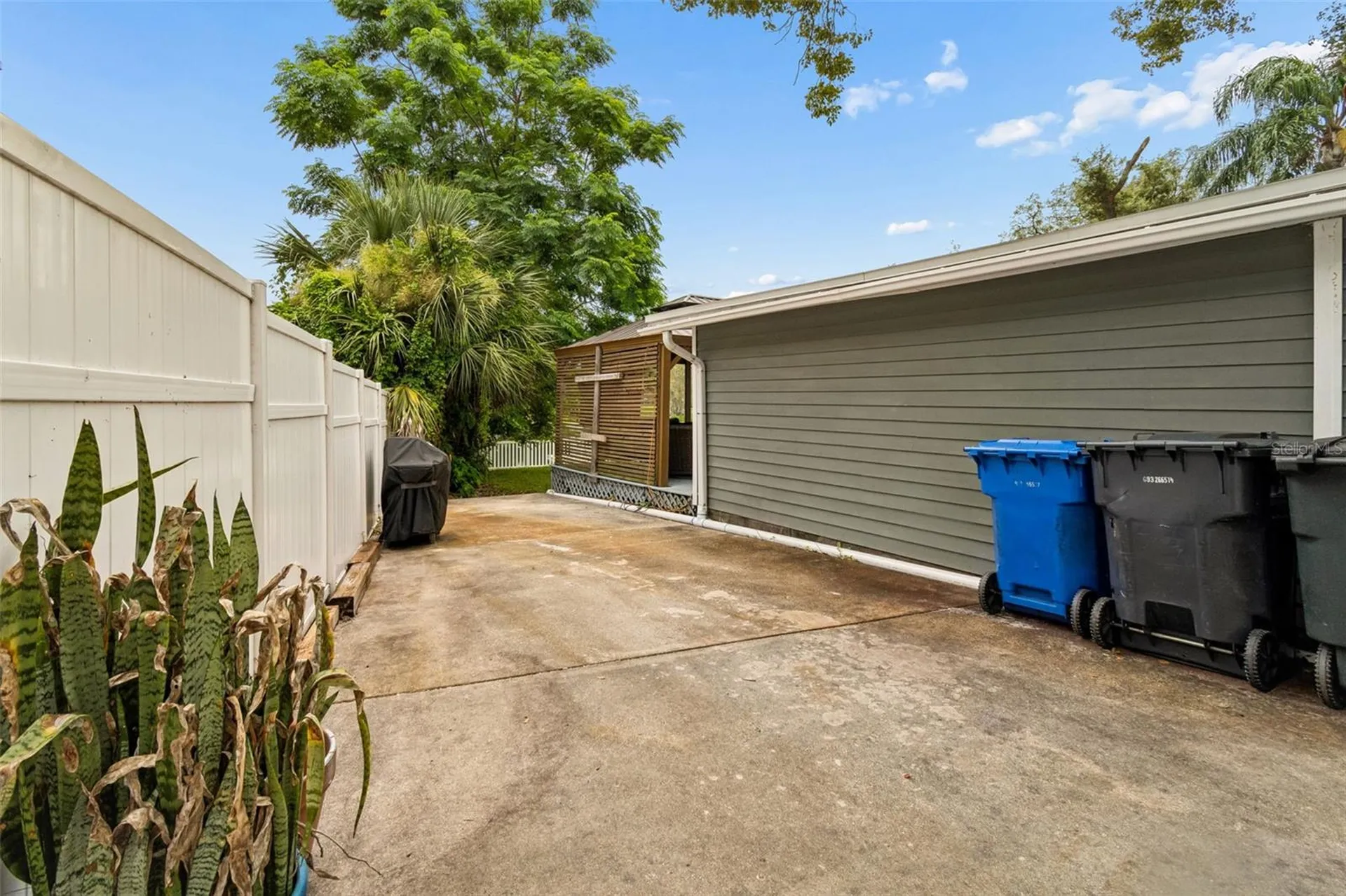 13307 N Oregon Avenue Tampa FL 33612
