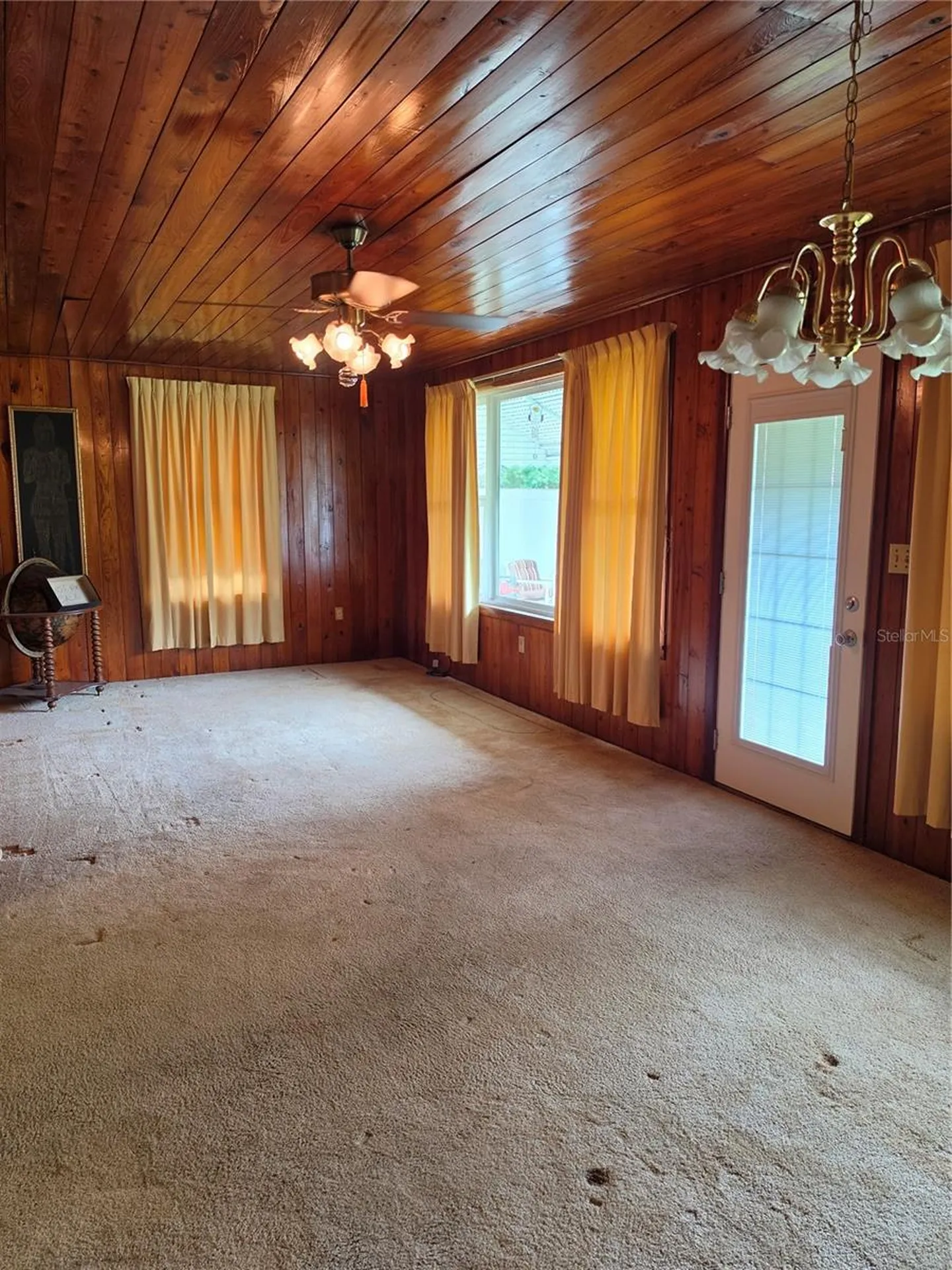 3510 W Paul Avenue Tampa FL 33611