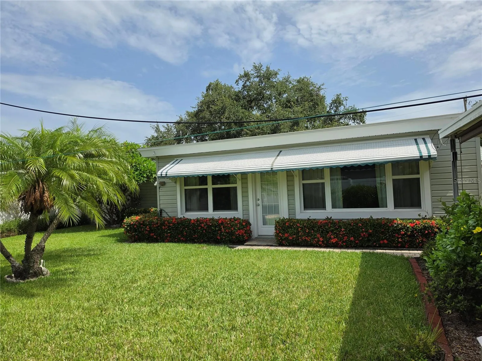 3510 W Paul Avenue Tampa FL 33611