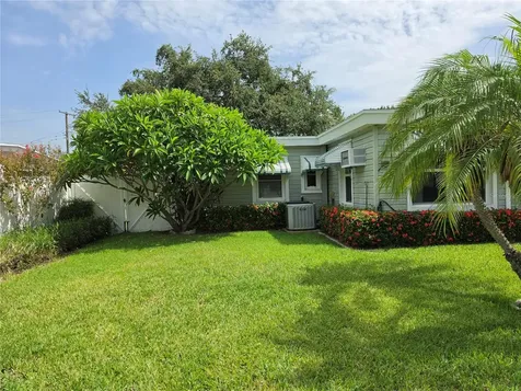 3510 W Paul Avenue Tampa FL 33611