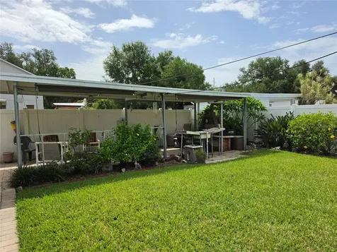 3510 W Paul Avenue Tampa FL 33611