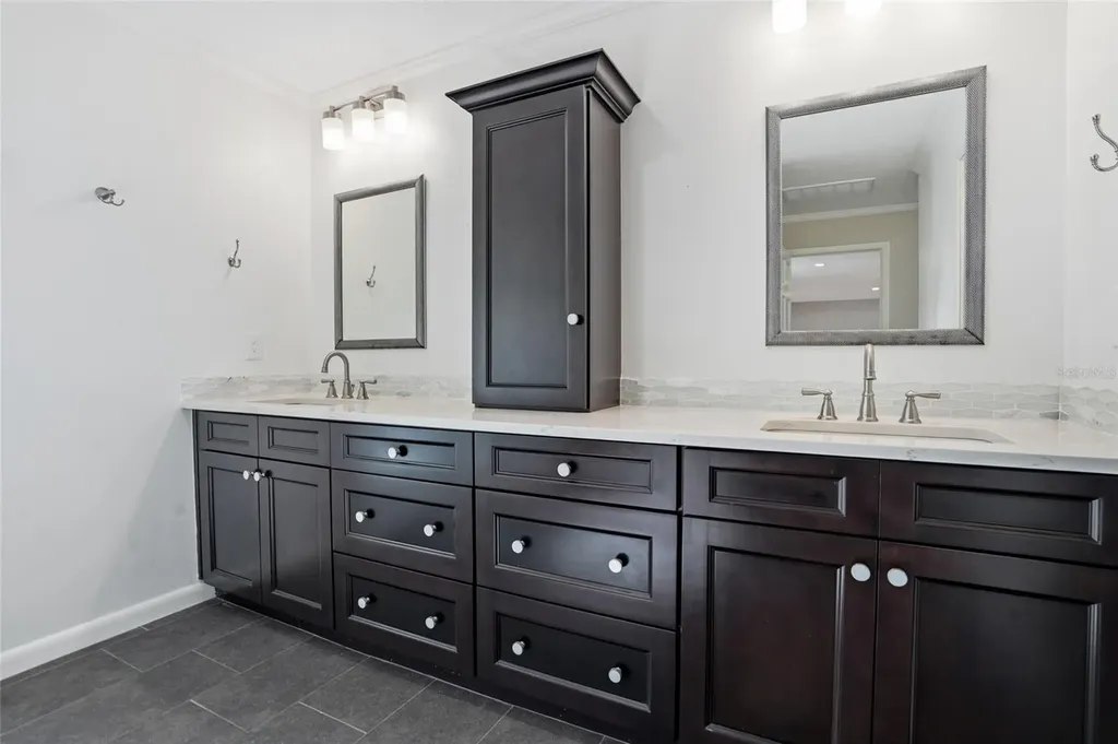 15908 Hampton Village Drive Tampa FL 33618