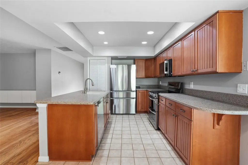15908 Hampton Village Drive Tampa FL 33618