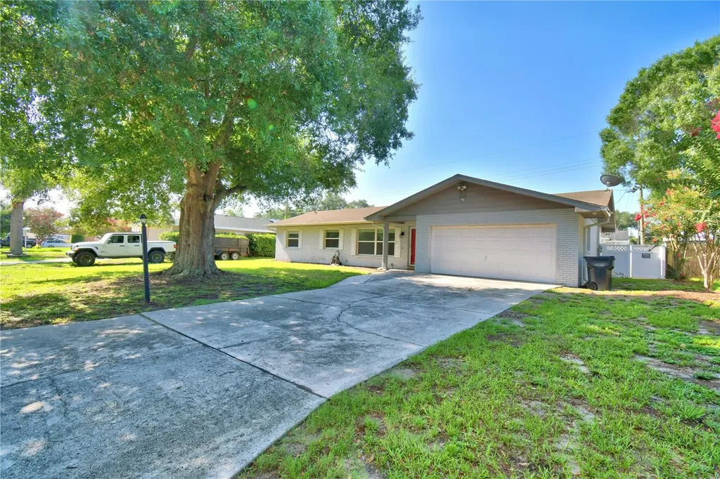 153 Browning Circle Winter Haven FL 33884