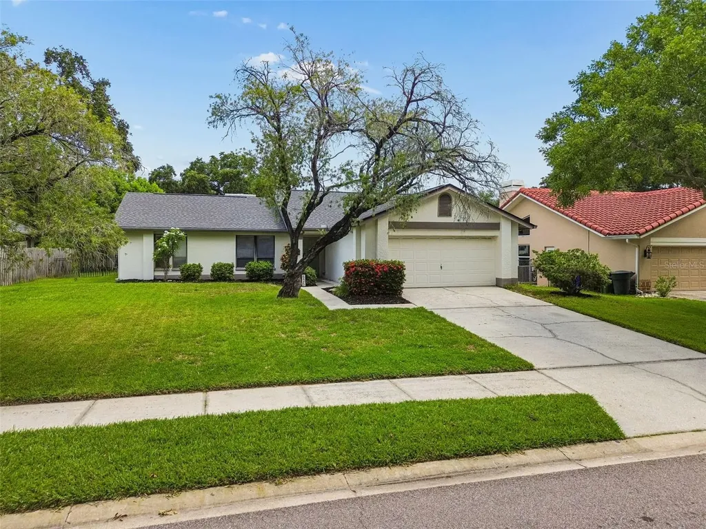 525 Walker Road Safety Harbor FL 34695